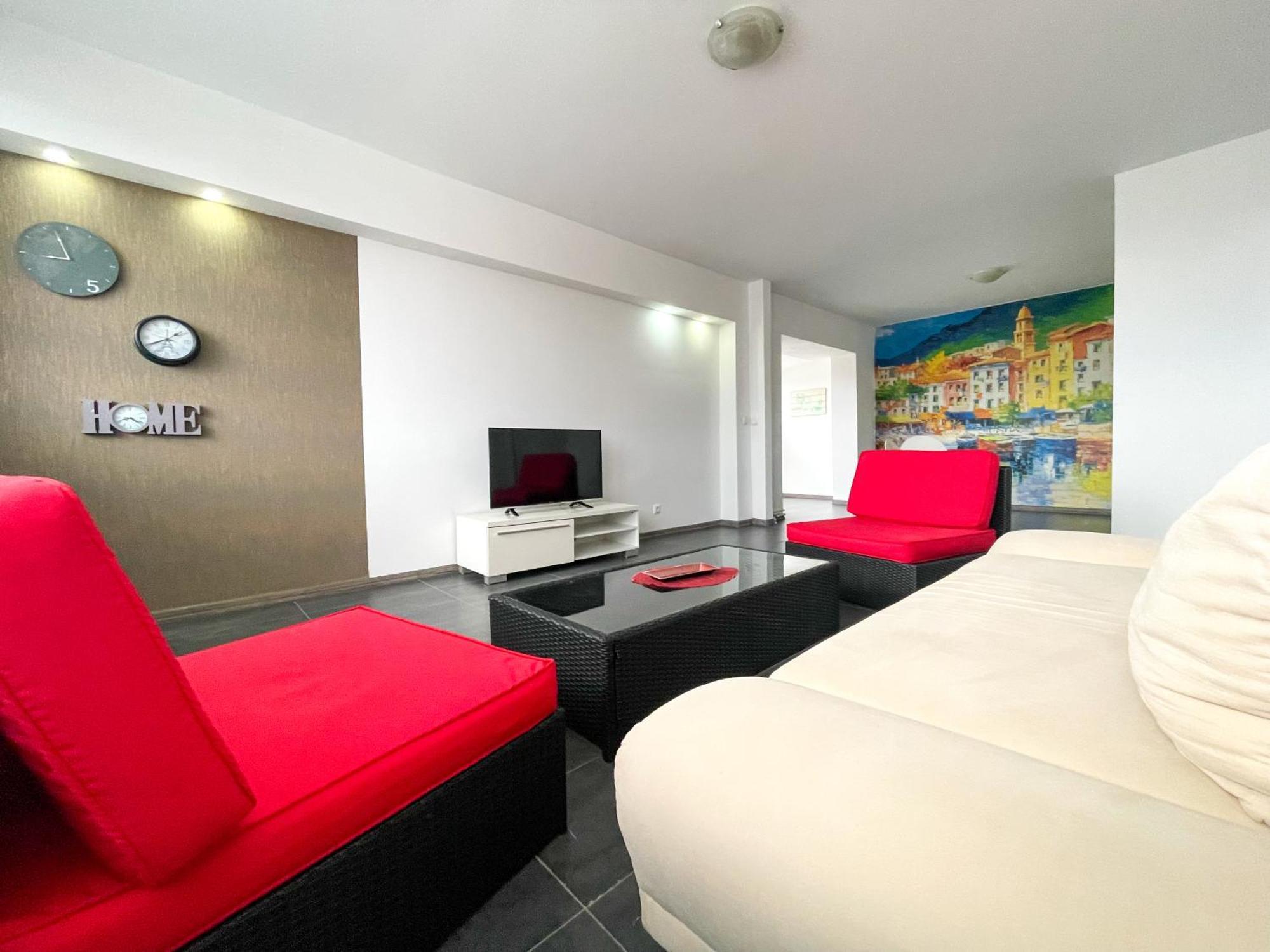 Modern - Location Apartment *