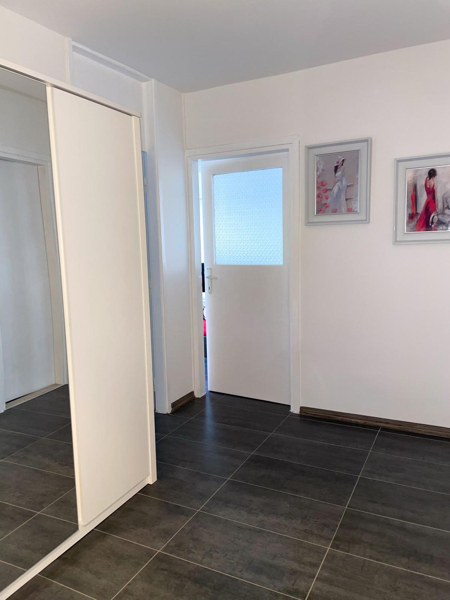 Apartment Modern - Location